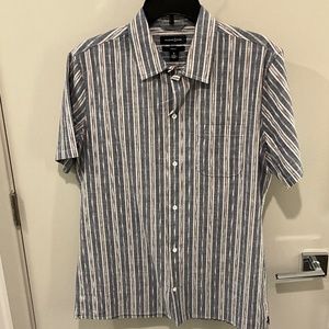 Treasure & Bond short sleeve button down